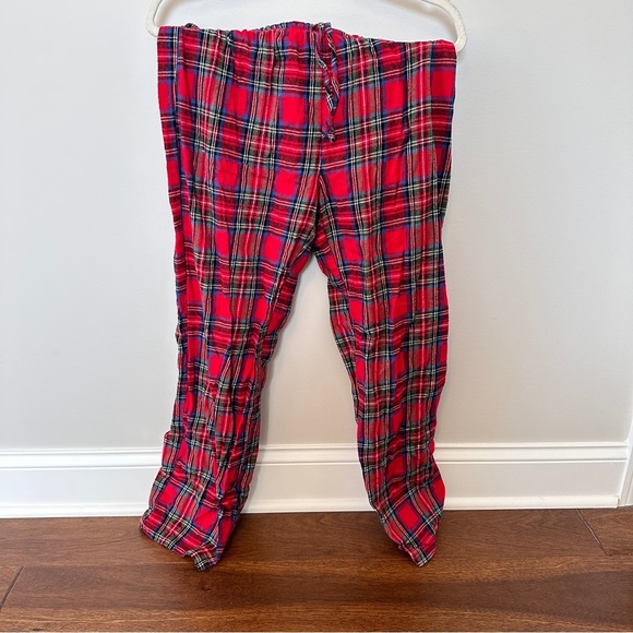 Natalie Pajama grams red long sleeve thermal and plaid pants - Picture 5 of 6